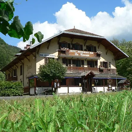 La Cascade Hotel