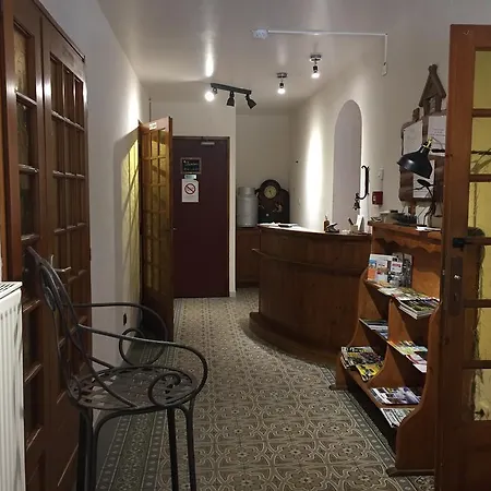 Hotel La Cascade 2*